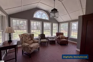 504 Hillpine Dr, Simpsonville, SC 29681 - Photo 4