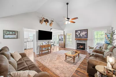 113 Raintree Court, Easley, SC 29642 - Photo 2