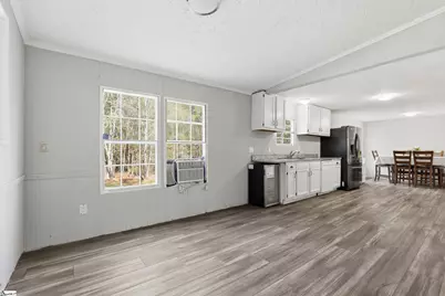 88 Deer Valley Road, Laurens, SC 29360 - Photo 6