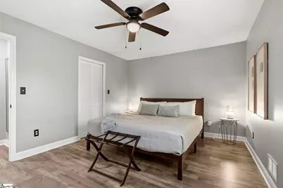 1041 E Perry Road, Greenville, SC 29609 - Photo 10