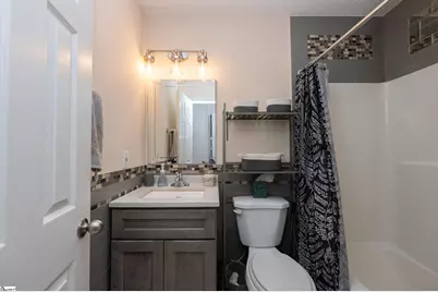 112 Baker Street Extension, Greenville, SC 29611 - Photo 20