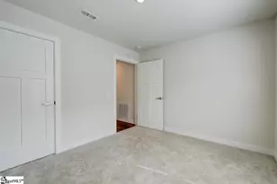 917 Blue Willow Ct, Spartanburg, SC 29302 - Photo 8