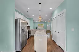 27 Burgess Ave, Greenville, SC 29609 - Photo 16