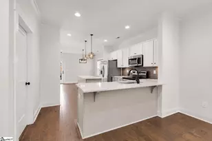 27 Burgess Ave, Greenville, SC 29609 - Photo 6
