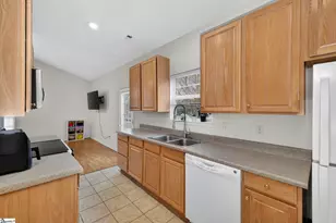 103 A Reef Ct, Easley, SC 29642 - Photo 10