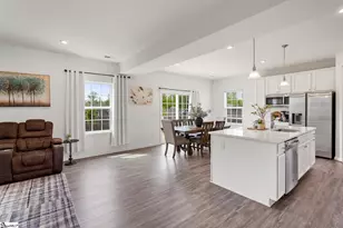 8 Wiltshire Cir, Easley, SC 29642 - Photo 18