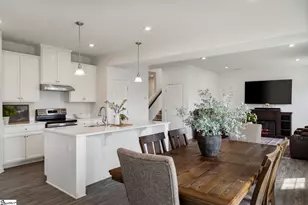 8 Wiltshire Cir, Easley, SC 29642 - Photo 14