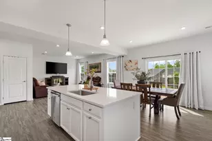 8 Wiltshire Cir, Easley, SC 29642 - Photo 12