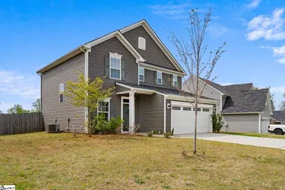 8 Wiltshire Circle, Easley, SC 29642 - Photo 2