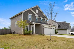 8 Wiltshire Cir, Easley, SC 29642 - Photo 2
