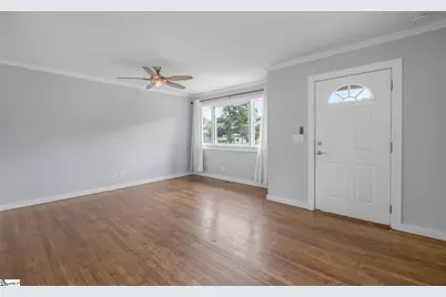 6 Pleasant Ridge Avenue, Greenville, SC 29605 - Photo 8