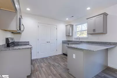 218 Kahlen Court, Piedmont, SC 29673 - Photo 8