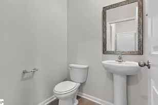 122 Depot Cir, Greenwood, SC 29646 - Photo 14
