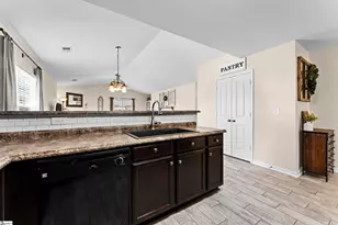 348 Victory Ln, Moore, SC 29369 - Photo 10