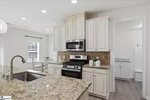 220 Waters Run Ln, Simpsonville, SC 29681 - Photo 12