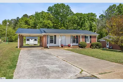 309 E Hampton Avenue, Honea Path, SC 29654 - Photo 2