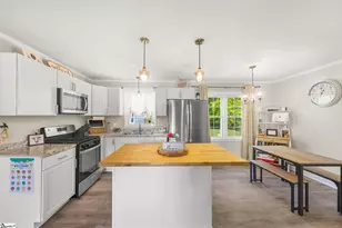 309 E Hampton Ave, Honea Path, SC 29654 - Photo 8