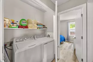 309 E Hampton Ave, Honea Path, SC 29654 - Photo 14