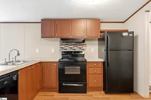 126 Page Rd, Pelzer, SC 29669 - Photo 8