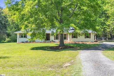 745 Canterbury Trail, Fountain Inn, SC 29644 - Photo 2