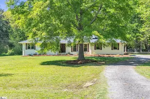 745 Canterbury Trail, Fountain Inn, SC 29644 - Photo 2