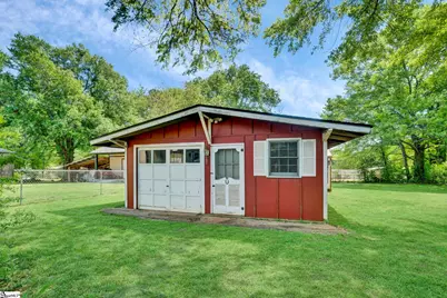 408 Meadors Avenue, Greenville, SC 29605 - Photo 2