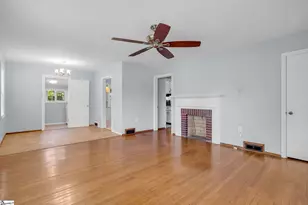 218 Bedford Forest Ave, Anderson, SC 29625 - Photo 4