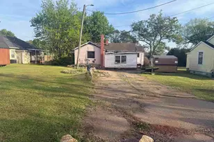 25 Earnhardt St, Greenville, SC 29609 - Photo 2