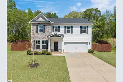 727 Chesterfield Court, Boiling Springs, SC 29316 - Photo 1