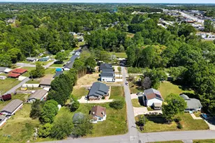 205 Wildwood Dr, Greer, SC 29651 - Photo 32