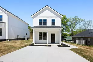 207 Wildwood Dr, Greer, SC 29651 - Photo 2