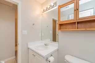 215 E Middlebury Ln, Aiken, SC 29803 - Photo 24