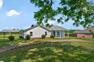 583 Berry Rd, Boiling Springs, SC 29316 - Photo 2