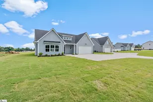 2735 Friendship Church Rd, Gray Court, SC 29645 - Photo 2
