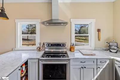 314 Depot Street, Campobello, SC 29322 - Photo 16