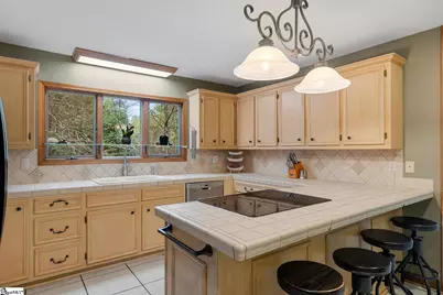 1493 Iroquois Drive, Seneca, SC 29672 - Photo 8