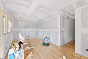 105 Vannoy St, Greenville, SC 29601 - Photo 6