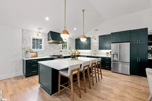 105 Vannoy St, Greenville, SC 29601 - Photo 12