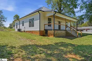 202 S Howard Ave, Landrum, SC 29356 - Photo 4