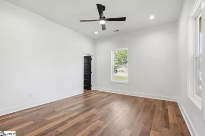 202 S Howard Avenue, Landrum, SC 29356 - Photo 12