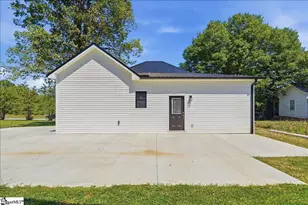202 S Howard Ave, Landrum, SC 29356 - Photo 28