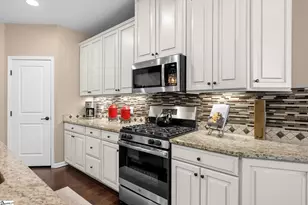 105 Brennan Pl, Greenville, SC 29609 - Photo 12