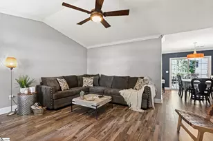 8 Falcon Ridge Way, Greer, SC 29650 - Photo 4