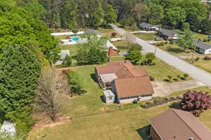 203 Le Ann Dr, Easley, SC 29642 - Photo 46