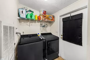 208 Tyler Ct, Easley, SC 29642 - Photo 14