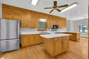 304 Dixon St, Clinton, SC 29325 - Photo 12