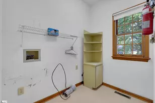304 Dixon St, Clinton, SC 29325 - Photo 28