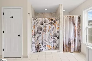 110 Hickory Run Dr, Easley, SC 29642 - Photo 26