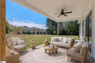 405 Pearle Brook Ln, Taylors, SC 29687 - Photo 6