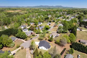 405 Pearle Brook Ln, Taylors, SC 29687 - Photo 46